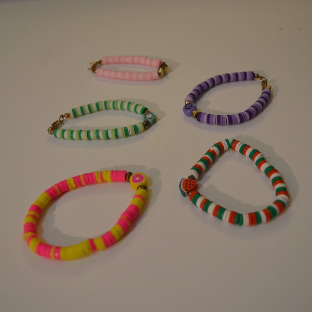 Set of 5 Bracelets Clay/PU Beads Colorful Elastin Fasteners Accents Kids Jewelry